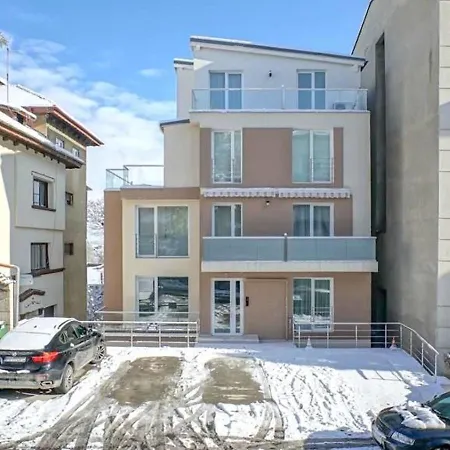 Apartament Maximus *